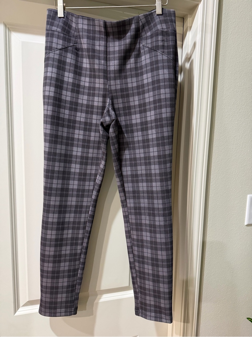 Cato Gray Plaid Skinny Ponte Pants